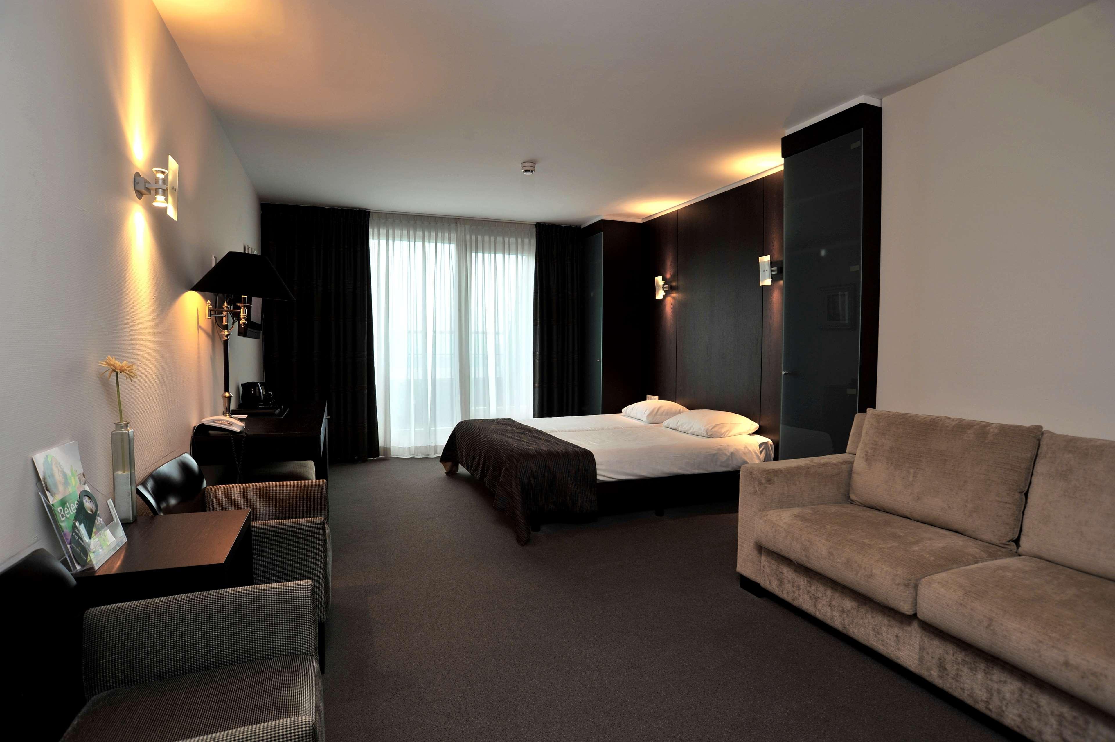 Hotel Golden Tulip West Ende à Helmond Extérieur photo