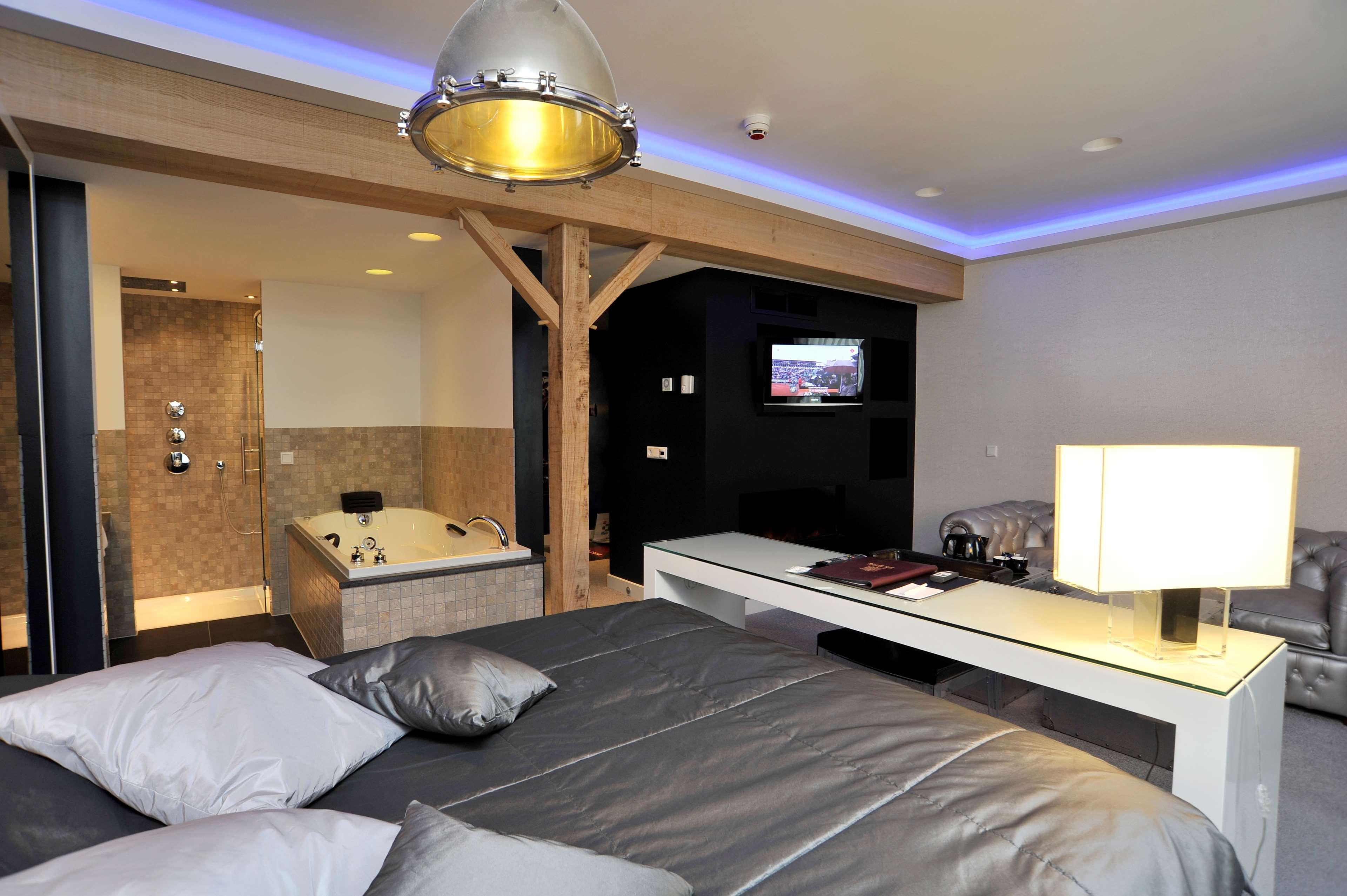Hotel Golden Tulip West Ende à Helmond Extérieur photo