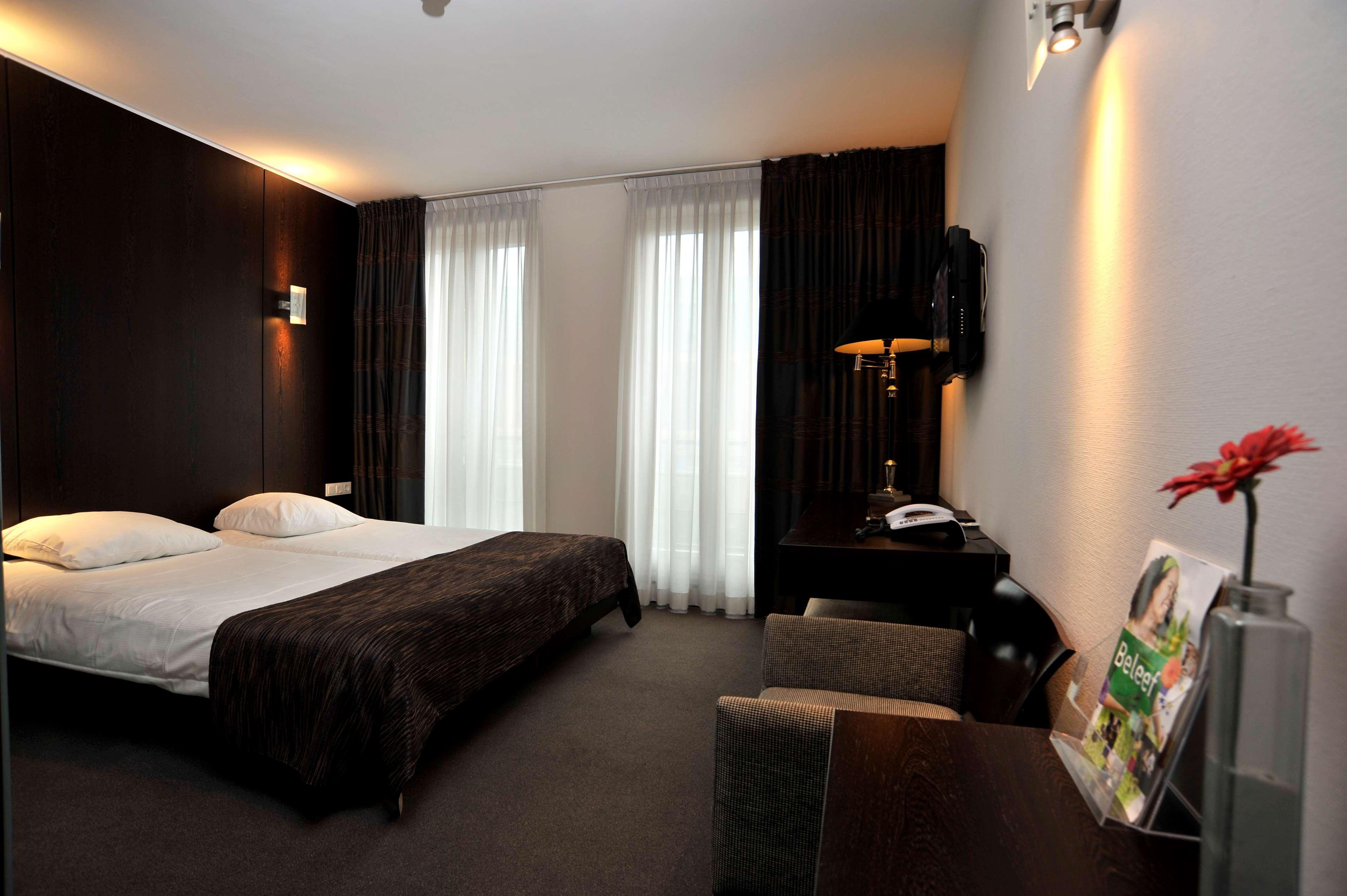 Hotel Golden Tulip West Ende à Helmond Extérieur photo