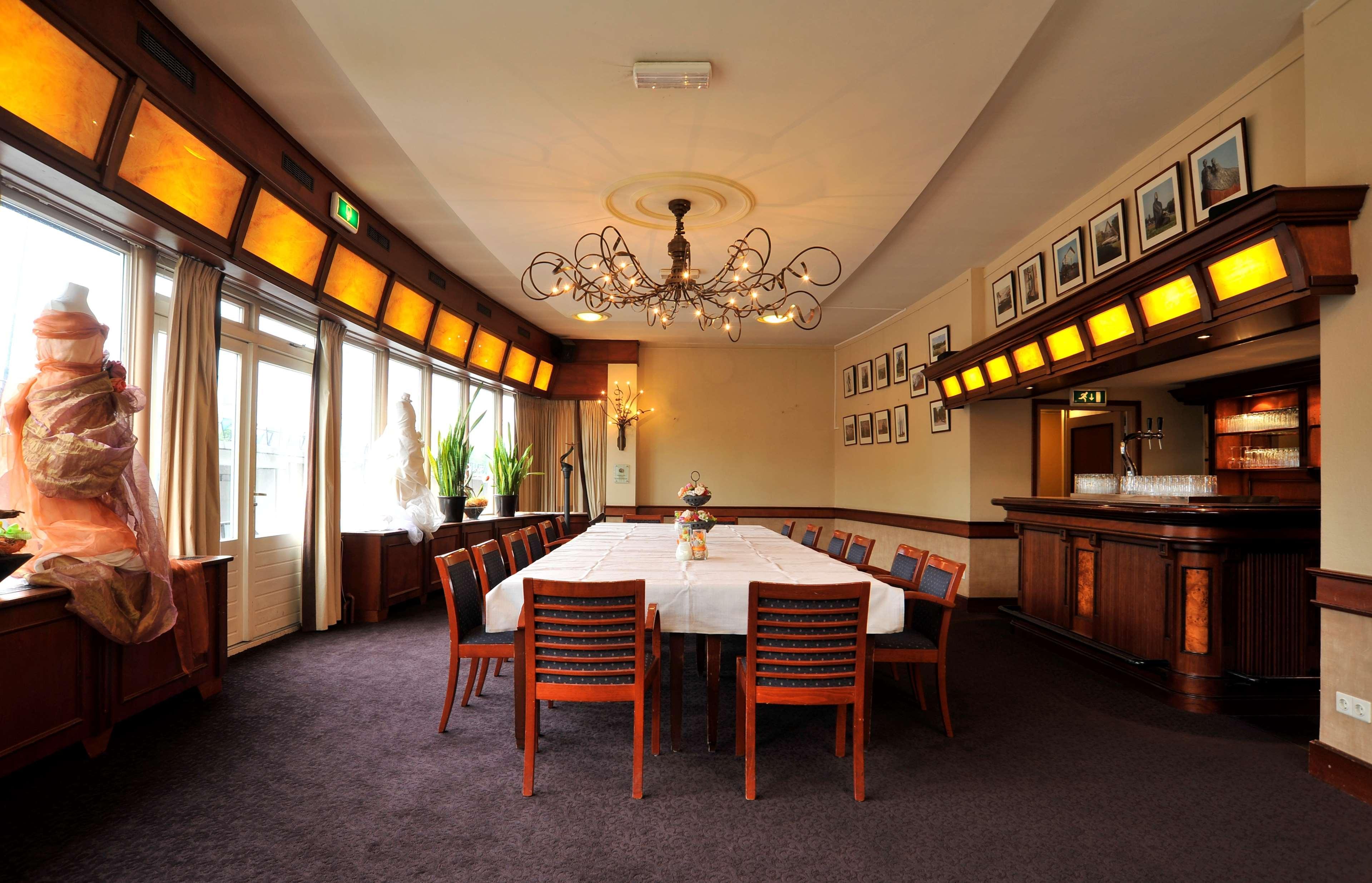 Hotel Golden Tulip West Ende à Helmond Extérieur photo